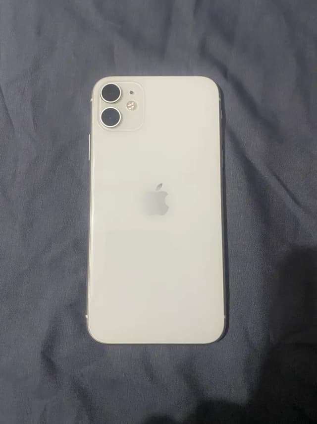Apple iPhone 11
