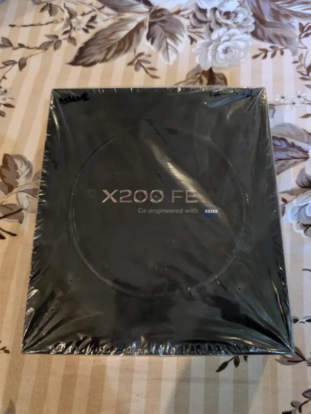 Vivo X200 FE   12gb/512gb