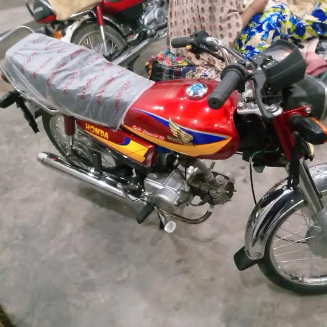 Honda 70 bike for sale WhatsApp 03,09,23,43,028,