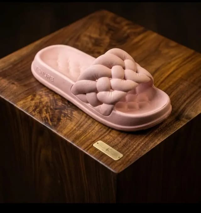 Guide Shoes Article 708 Women's Stylish Slippers
