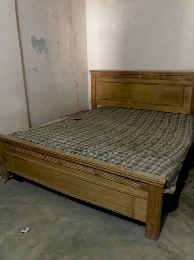 Double Bed With Foam