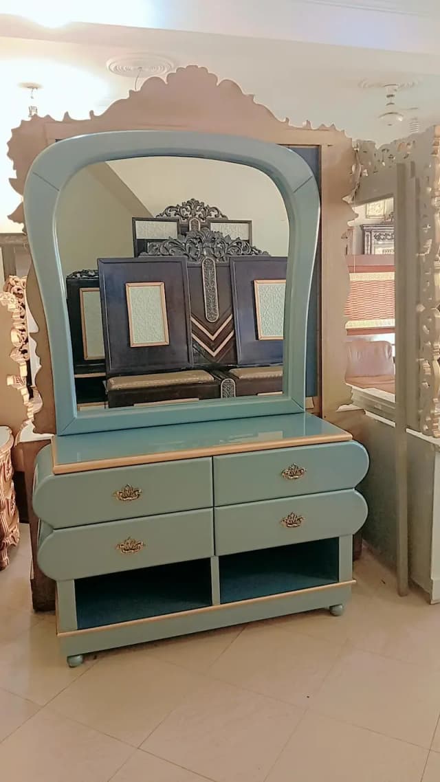 king size bed set wooden frame lasani carving urgent for  sale