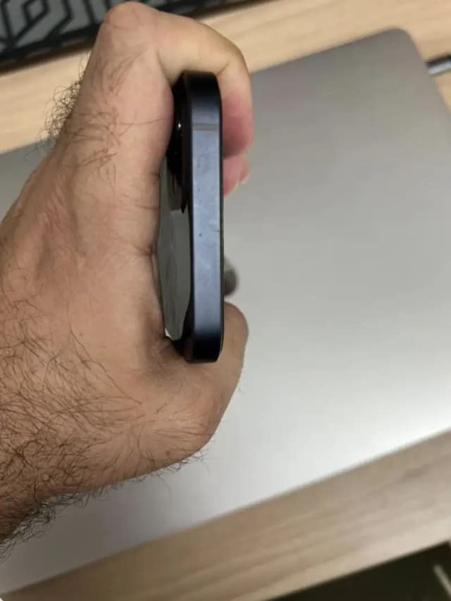 Apple iPhone 12