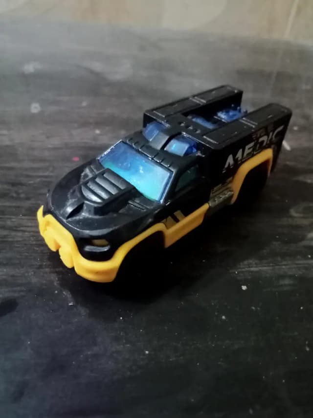 Original Hot wheels die cast cars Set of 5. .