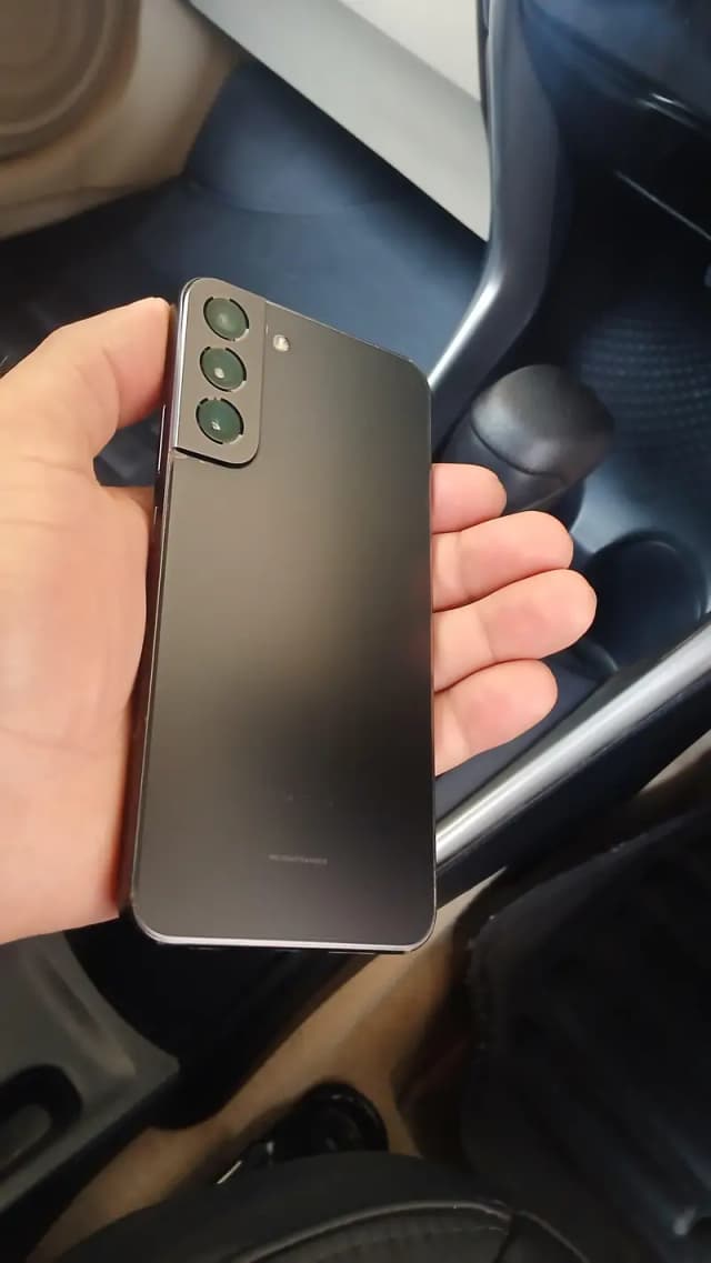 Samsung Mobile S22 Plus