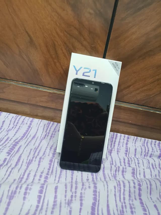 Vivo Y21