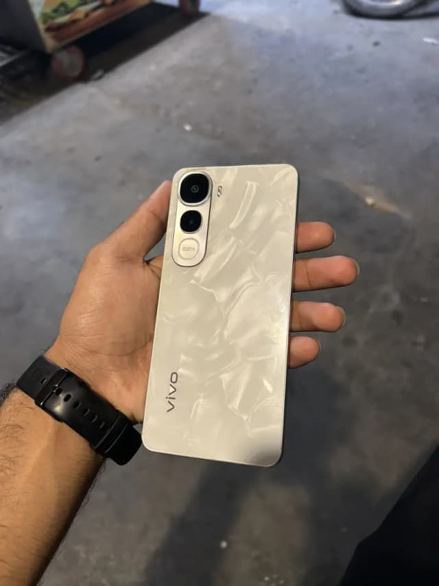 Vivo Y400 Just like new