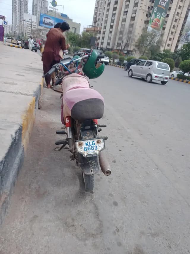 motorcycle 70cc unique Karachi number