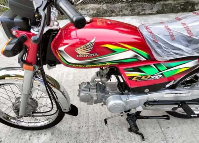 Honda CD 70 cc model 2022 only WhatsApp 03=21=37=200=86